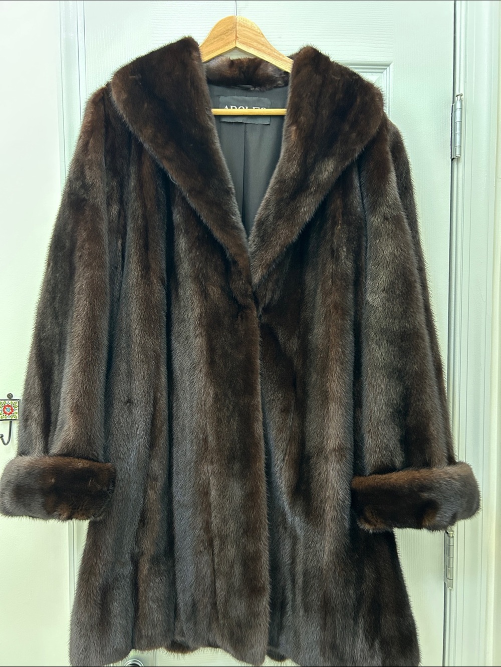 Luxury Brown Knee Legnth Mink Coat